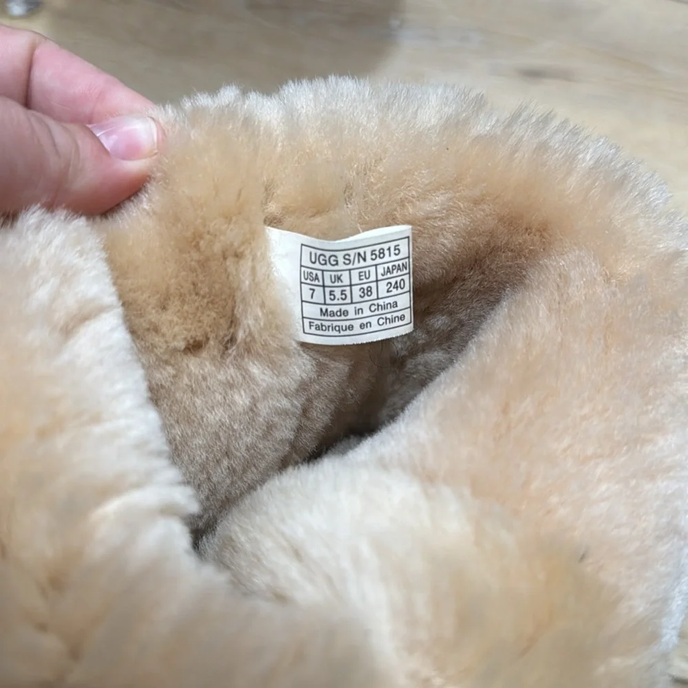 UGG Australia Chestnut Sheepskin Tall‎ Winter Comfort Boots Womens Sz W7